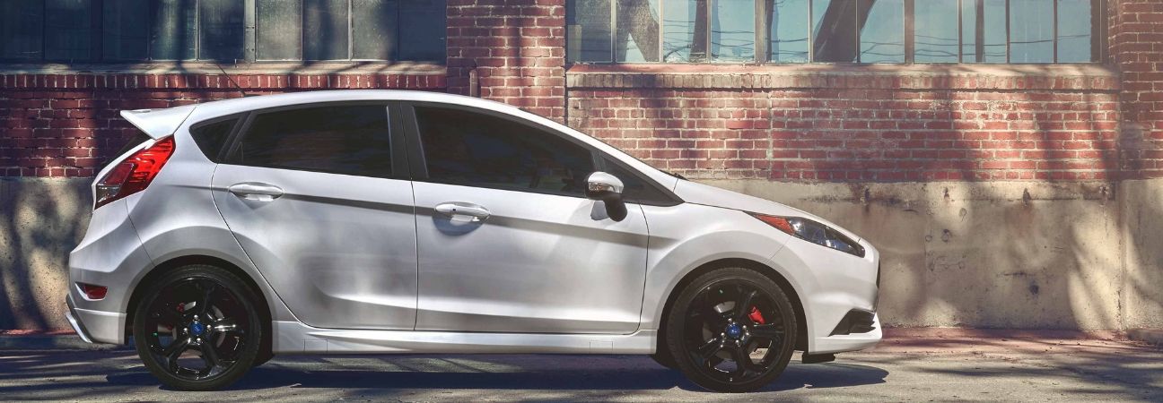 2019 ford fiesta parked by a building